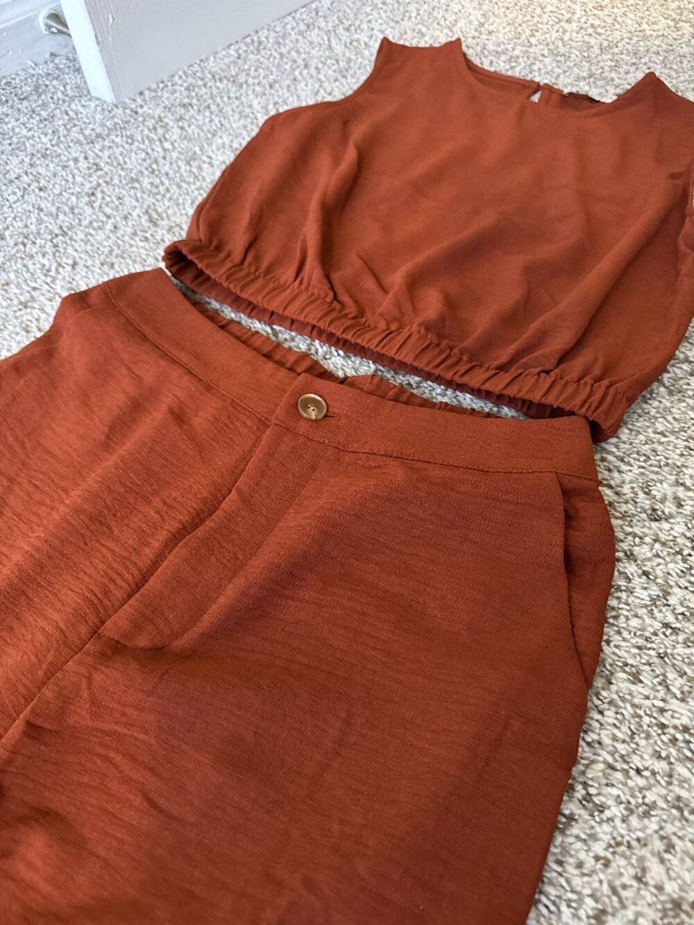 Paper Crane Rust 2 Piece Pants Set Size Small Cropped Top Wide Leg Pants